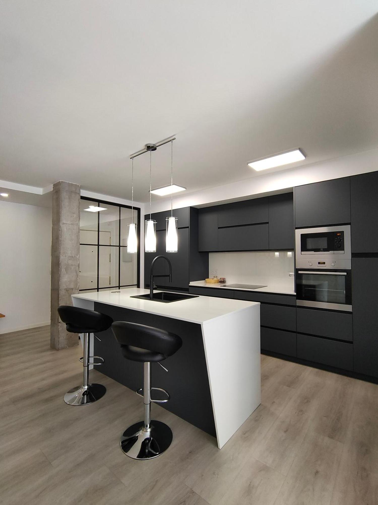 Casa Mallen, Con Amplia Terraza, En El Barrio De Nervion إشبيلية المظهر الخارجي الصورة
