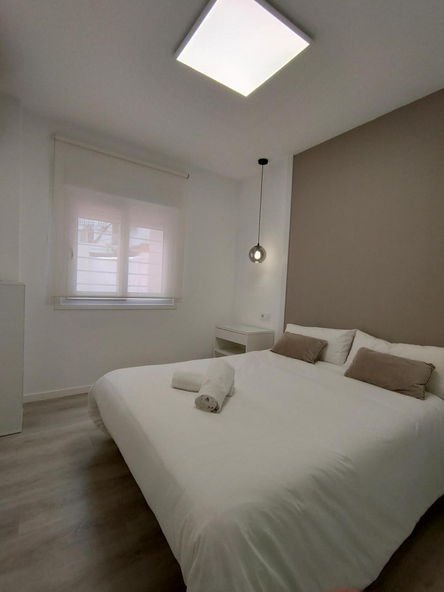 Casa Mallen, Con Amplia Terraza, En El Barrio De Nervion إشبيلية المظهر الخارجي الصورة